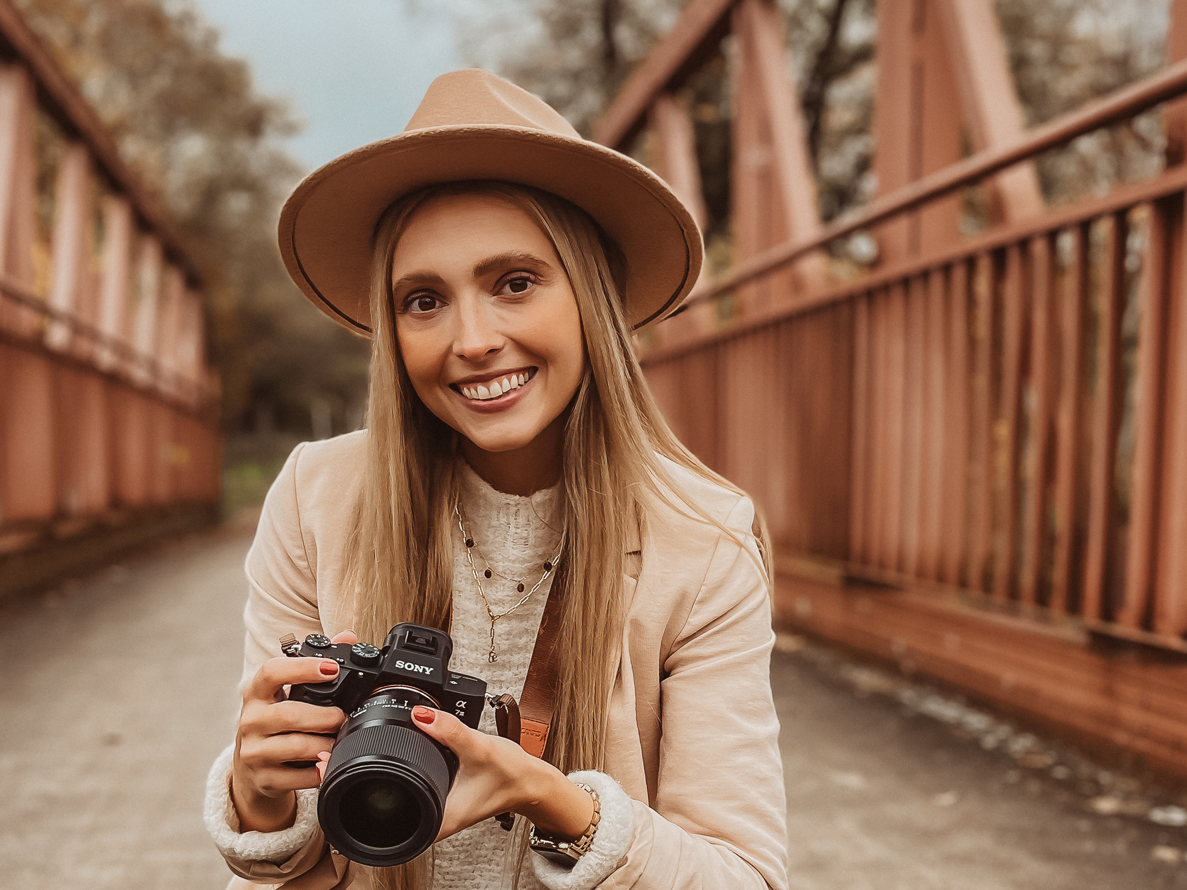 Melanie – Fotografin für Neugeborene, Babybauch & Hochzeit in Balingen